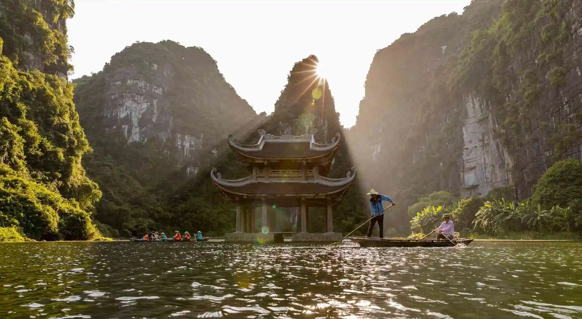 TP.HCM	– HÀ NỘI	– HẠ LONG	– NINH BÌNH - TRÀNG AN	– TAM	CHÚC	– SAPA – FANSIPAN - ảnh 4
